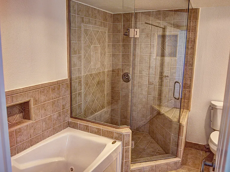 140 Willow Lake Dr — Photo 15