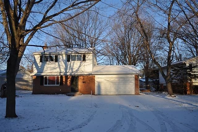 1st image of 8869 Nottingham Dr