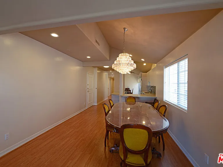 2015 S Beverly Glen Blvd #402 — Photo 16