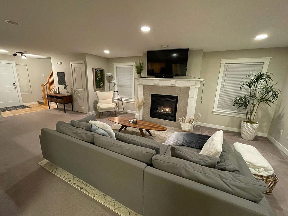 Main floor living room