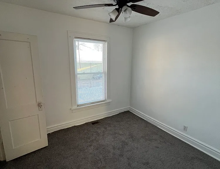 606 Church St — Photo 5