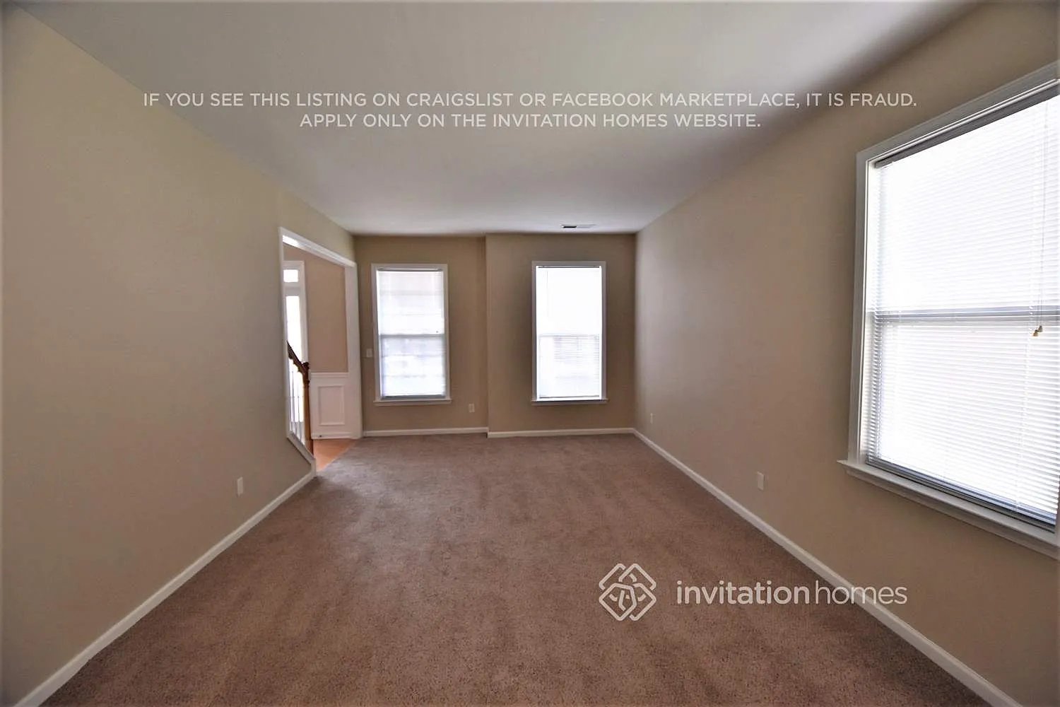 7282 Madison Cir Union City, GA 30291 — Photo 2