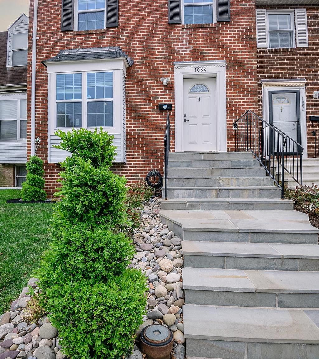 1082 E Thornhill Pl, Frederick, MD 21703 Zillow