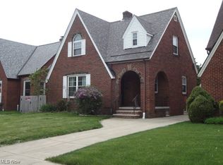 6113 Meadowbrook Ave, Cleveland, OH 44144