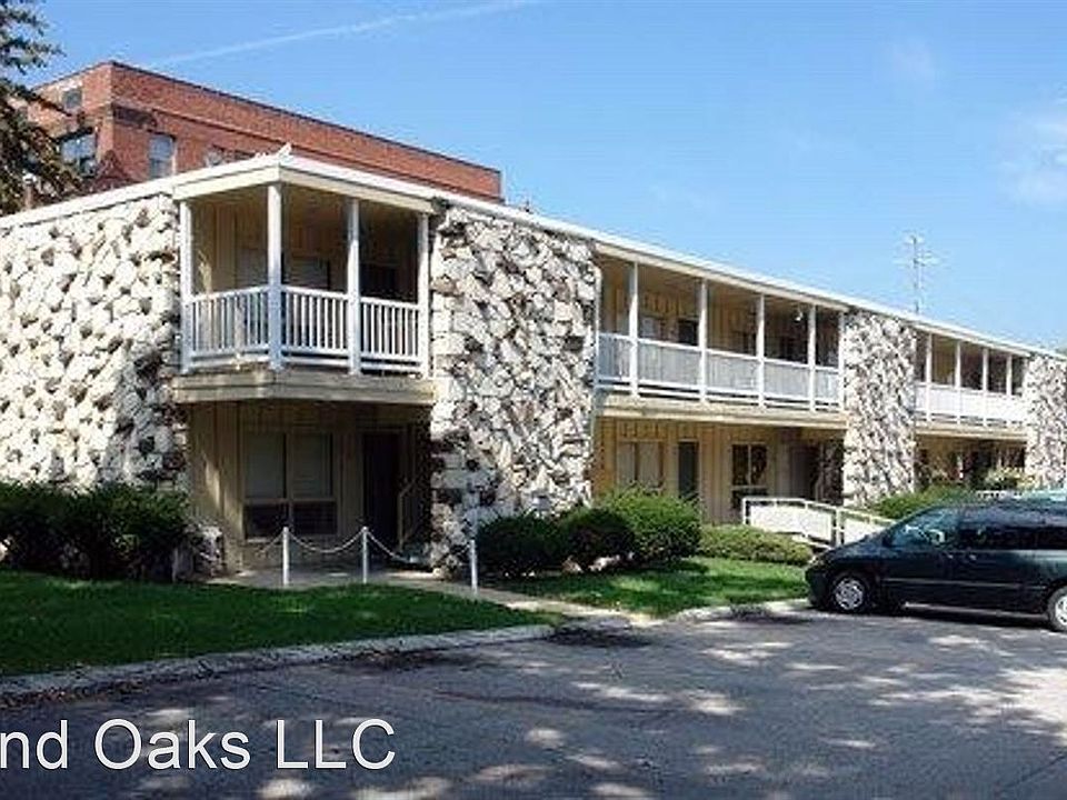 2nd image of 2917 Grand Ave APT 109