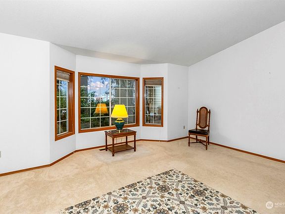 5th image of 5515 76th Avenue Ct W