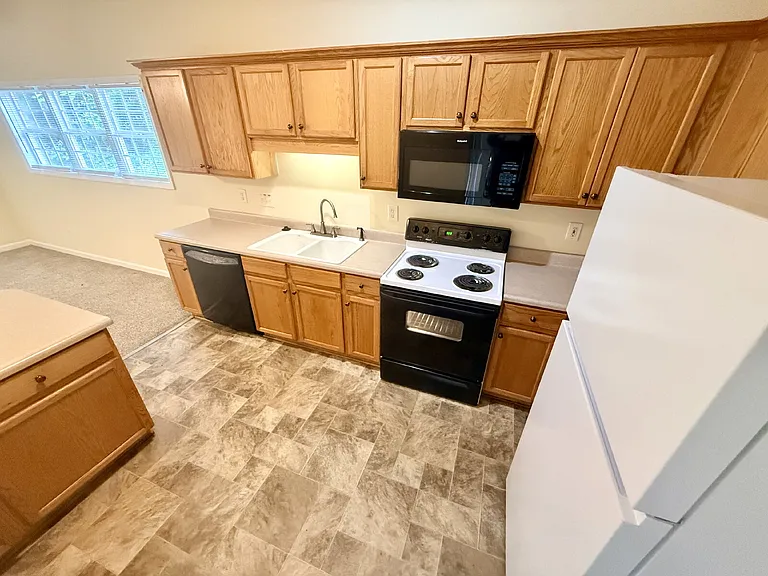 522 Longview Dr #A — Photo 6