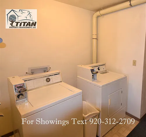 2124 Henry St Photo 1