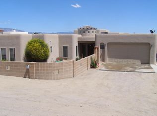 1206 Villa Rd SE, Rio Rancho, NM 87124