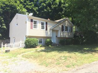11 Hornfischer Ter, Torrington, CT 06790