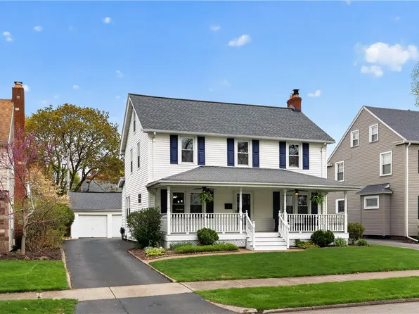 24 Westbourne Rd, Rochester, NY 14617