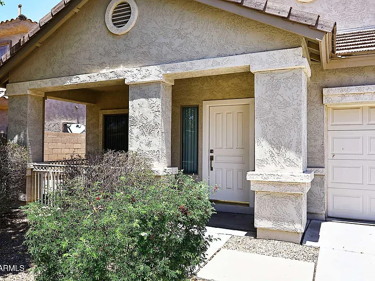 17430 W Yavapai St — Photo 3