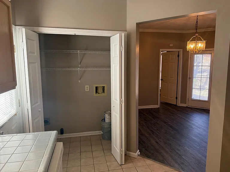 1944 Woodrun Dr — Photo 15