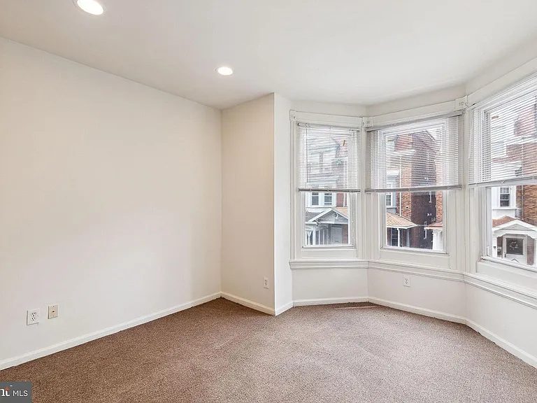 Bedroom #1