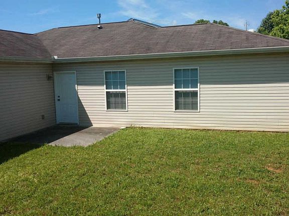 2nd image of 6413 Granite Hill Ln