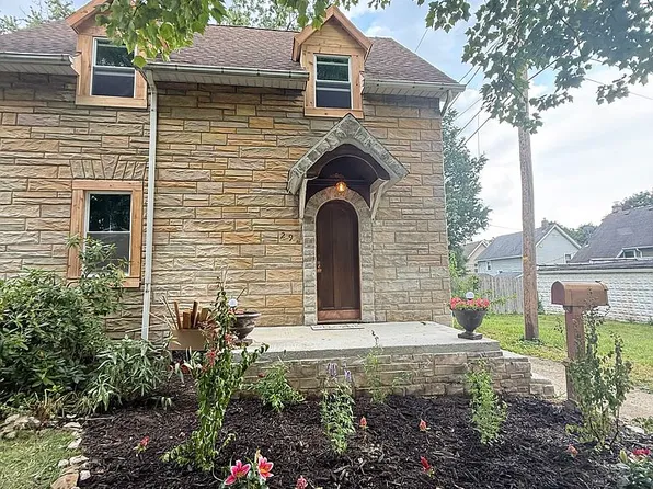 292 Ivy Pl, Akron, OH 44301