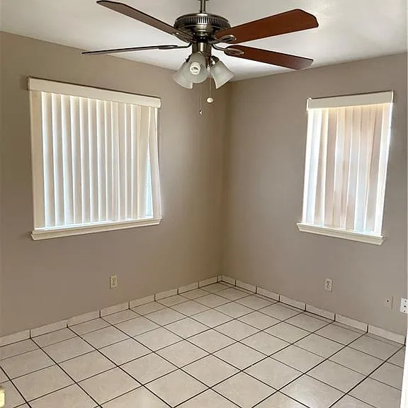 4321 Royal Palm Dr — Photo 5