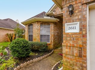 2611 Oxhill Ct, Pearland, TX 77584