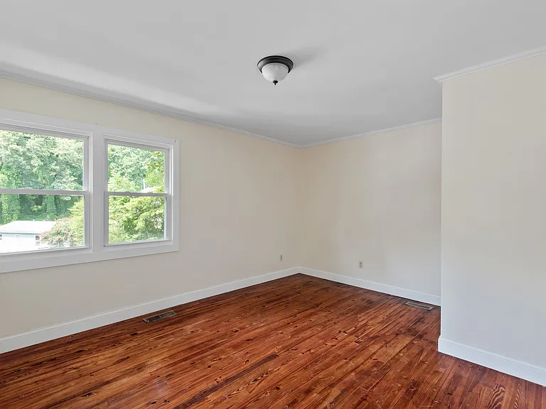 113 Wakeman Ln — Photo 15