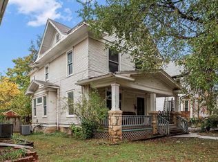 1607 SW Western Ave, Topeka, KS 66604