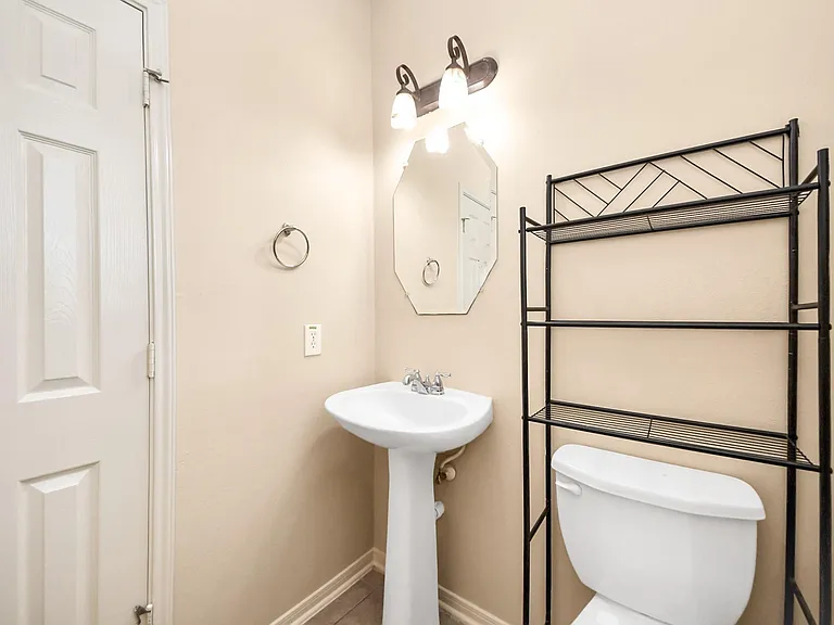 4 Palmdale Ln — Photo 19