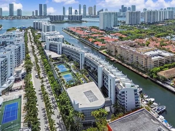 2950 NE 188th St APT 435, Aventura, FL 33180