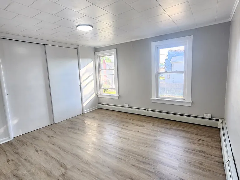 126 McCawley Ct — Photo 4