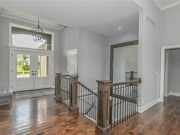 4th image of 11413 W 152nd St
