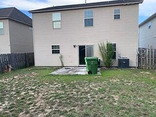 2nd image of 811 Derby Downs Ct