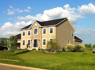 2907 Sunset Dr, Uniontown, OH 44685