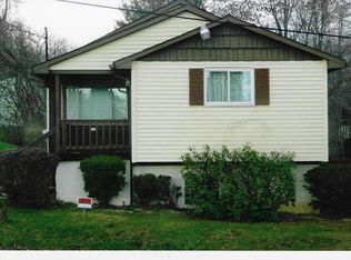 931 Maiden Ln, New Kensington, PA 15068