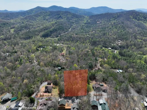 18 Flowing Springs Dr, Murphy, NC 28906