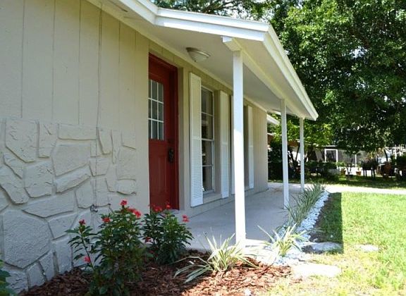 3rd image of 8342 Galewood Cir