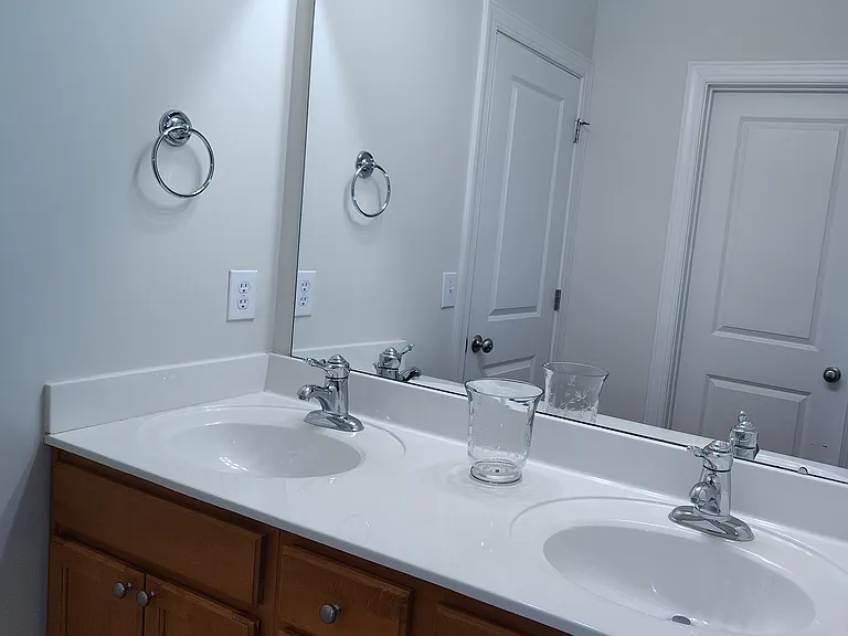 6102 Morgan Ashley Dr — Photo 7