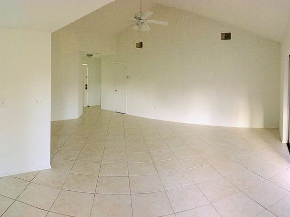 5th image of 7021 Hollowell Dr