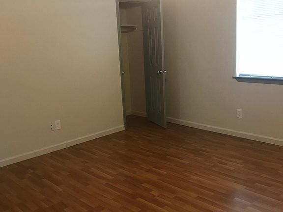 3rd image of 7460 Rogers Ln APT 4