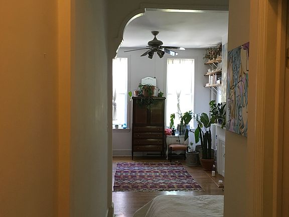 4th image of 277 Driggs Ave APT 2L