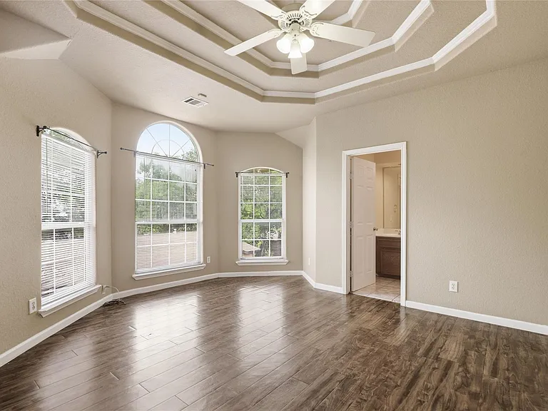 915 Vargas Rd — Photo 18