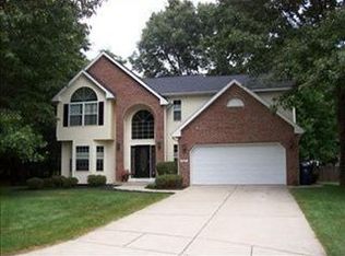 9871 Defoe Ct, Portage, MI 49002