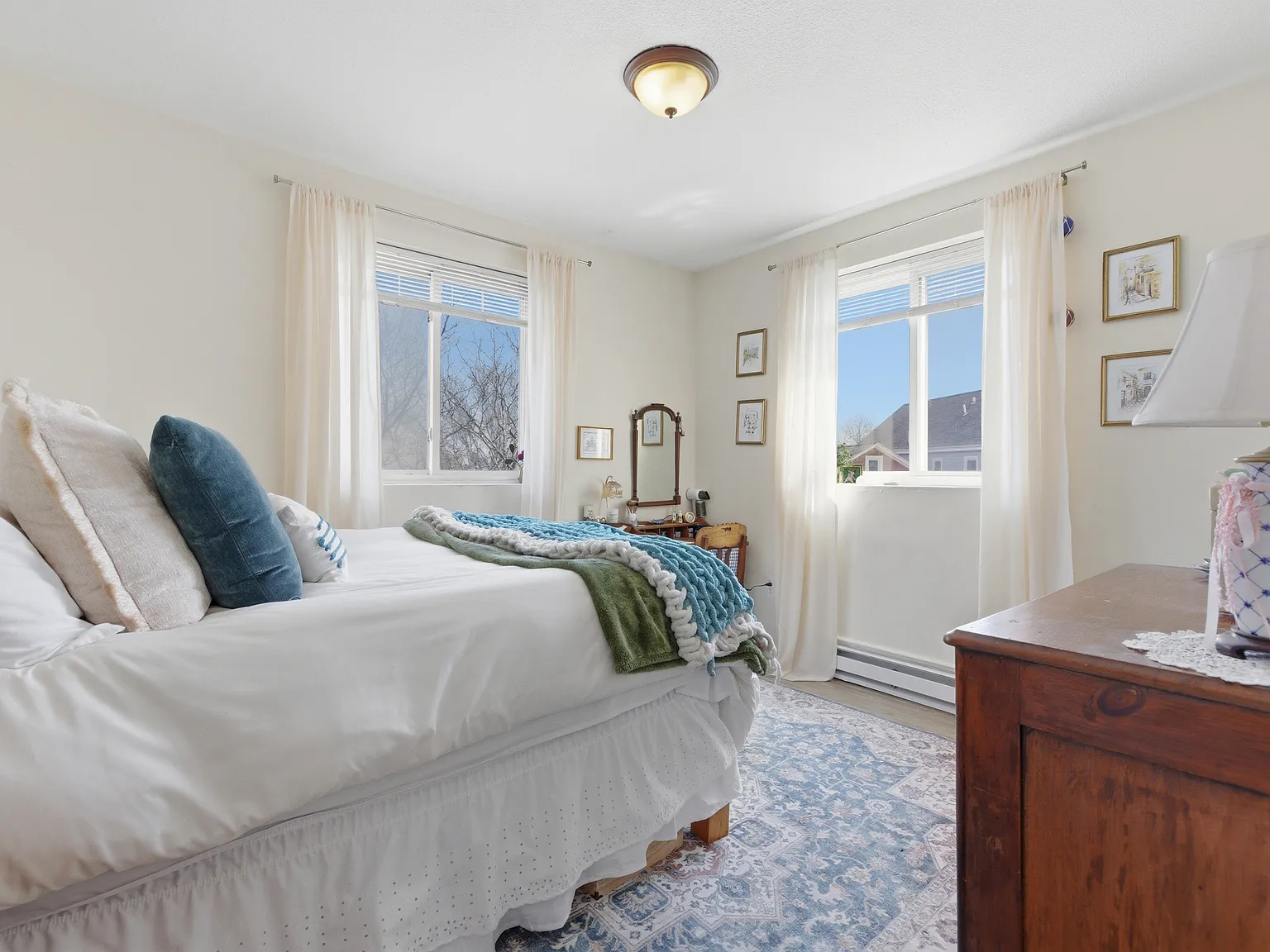2 bed, 775 sqft, $2,500 — Photo 4