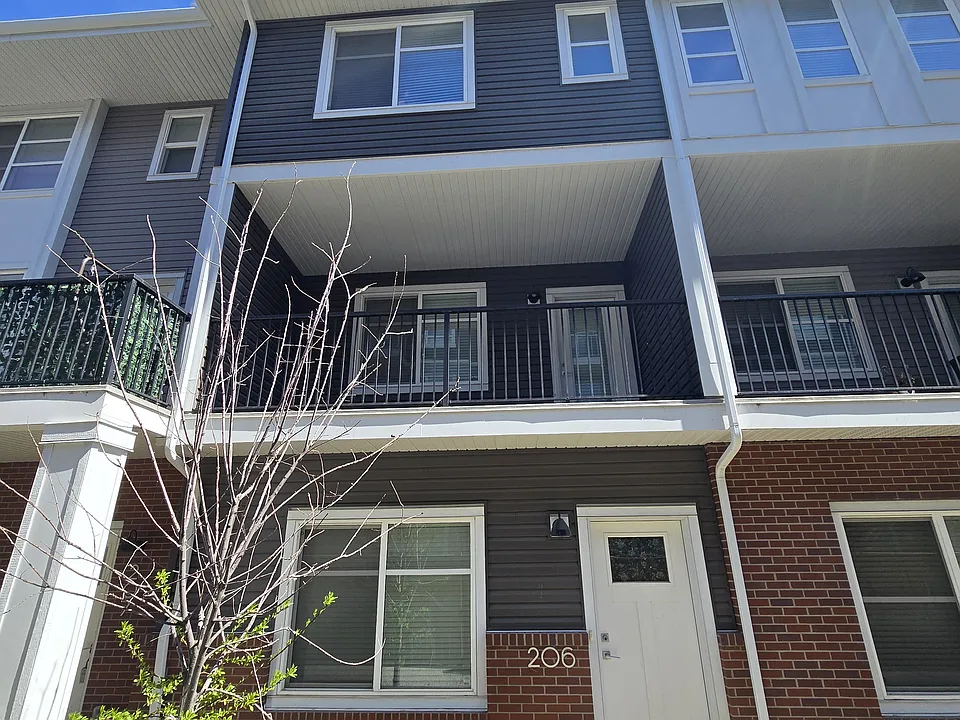 50 Cornerstone Cir NE #206