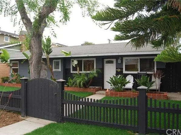 184 E 19th St, Costa Mesa, CA 92627