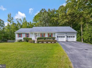 6395 Valyn Dr, Hughesville, MD 20637