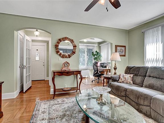 5th image of 419 Kimball Ave