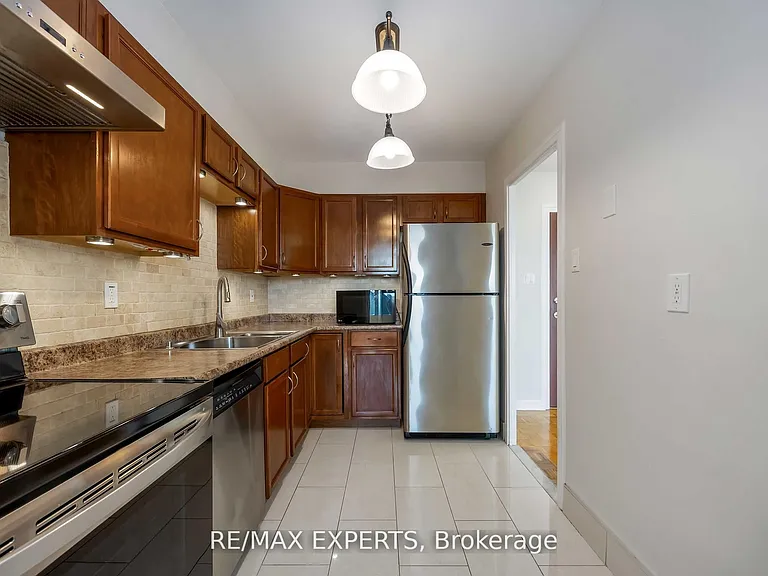 360 Ridelle Ave #612 — Photo 14