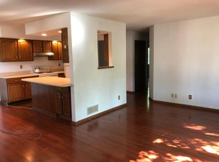 536 Indiana Ave N, Golden Valley, MN 55422