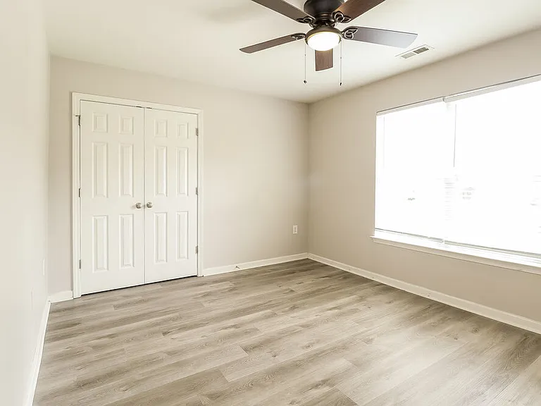 1215 Ben Livingston Rd — Photo 14