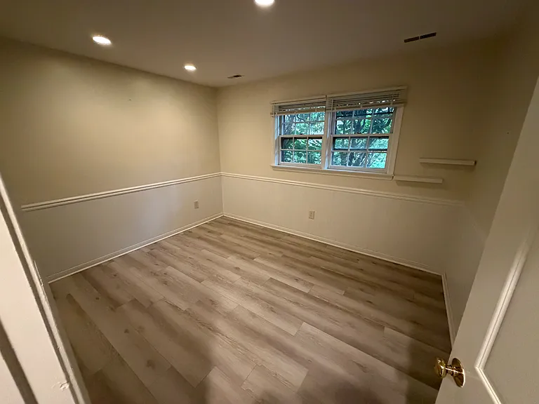 6012 Loganwood Dr — Photo 33