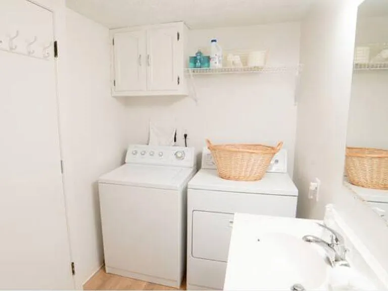 1534 W 15th Ave #B — Photo 9