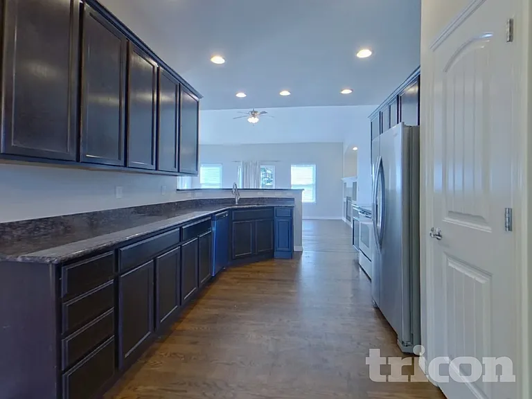 7415 Pimlico Dr — Photo 5